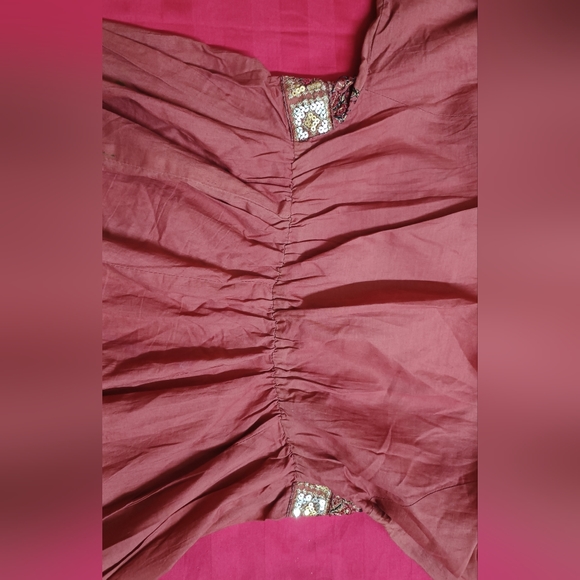 Maroon Embroidered Anarkali Style kurta - Picture 5 of 9